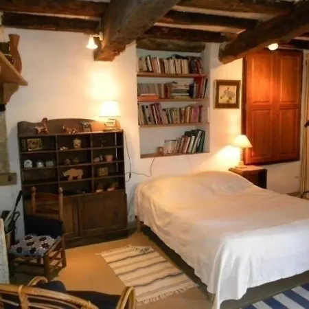 Ferienhaus Sainte-dode, 4 Pieces, 6 Personnes - Fr-1-483-151 Sainte-Dode